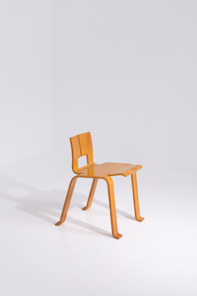 'Ombre' chair